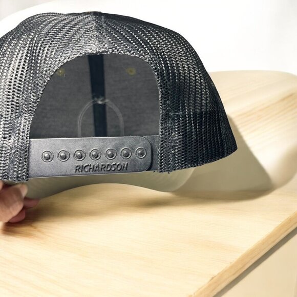 Finca Paso Robles Trucker Hat Olive & Black Adjustable Mesh Restaurant - Picture 4 of 6